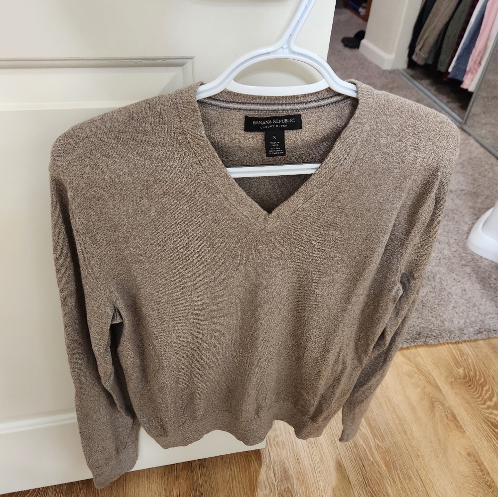 Banana Republic V-neck sweater
